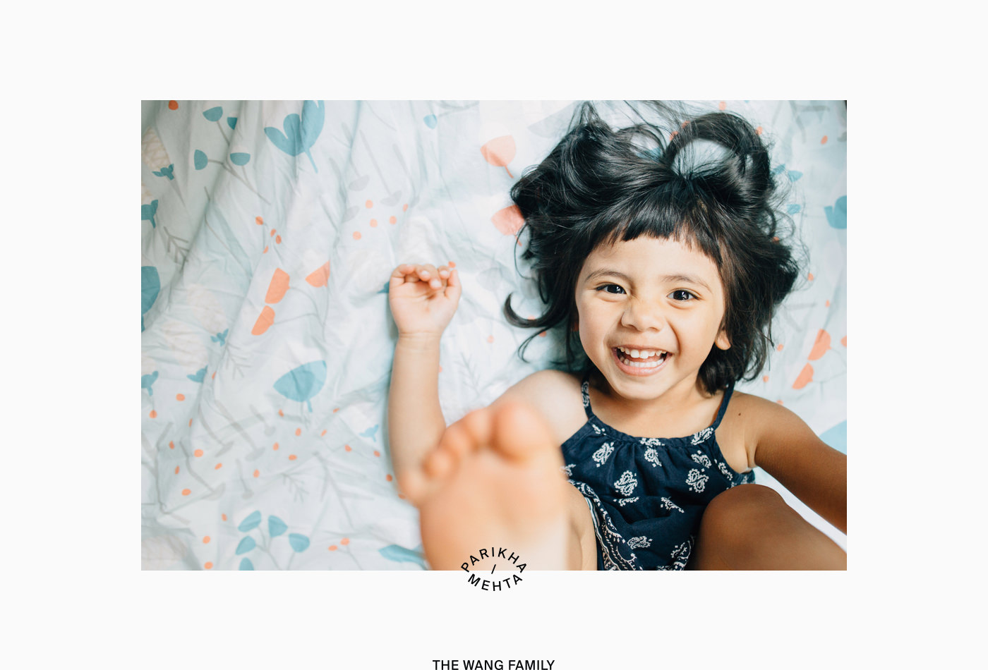 parikha-mehta-parikhamehta-photography-philadelphia-philly-family-editorial-pm-branding-brand-system-letterhead-invoice-vacaliebres-wang2